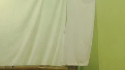 _lilies_gigi_ online show from 02/03/26, 06:40