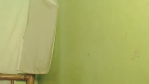 _lilies_gigi_ online show from 02/08/26, 12:14