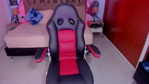 Liily online show from 11/02/25, 08:44