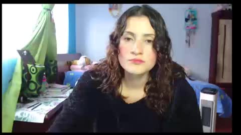 Lindasy online show from 09/15/25, 09:37