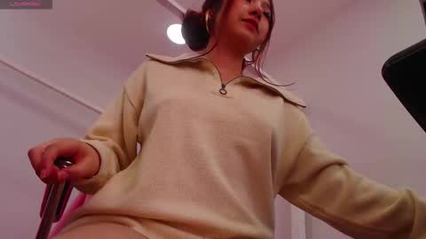   linrose   online show from 02/21/26, 06:42