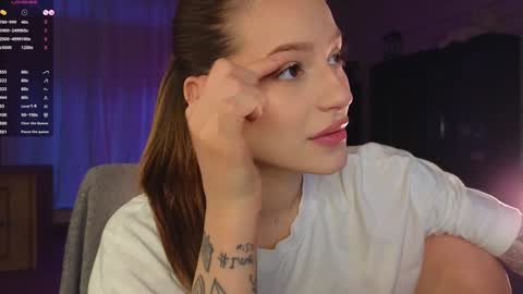 Snapshot of _lisaalisa_ chatting on 01/31/25, 02:28 Alice online show from 01/31/25, 02:28