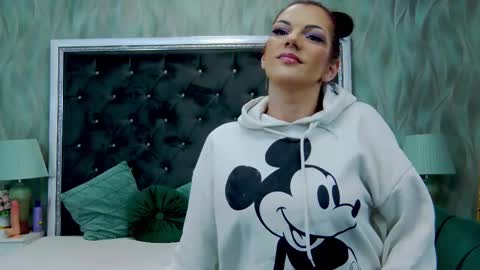 Lisa online show from 03/07/25, 04:24