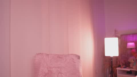 Lissana online show from 11/27/25, 08:11