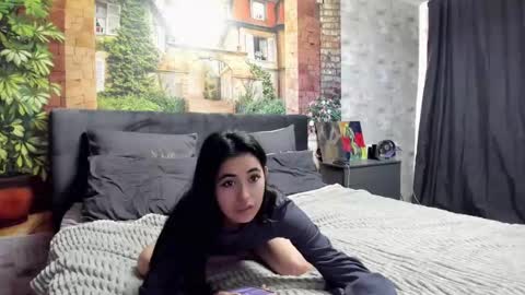 Snapshot of _litteangie_ chatting on 05/25/26, 01:33 _litteangie_ online show from 05/25/26, 01:33