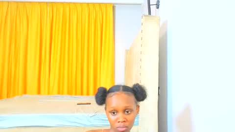 Littlevenus online show from 04/18/26, 02:43