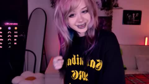 Lolly online show from 11/18/25, 10:31