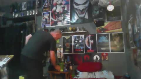 That guy online show from 09/11/25, 06:46