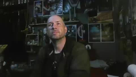 That guy online show from 10/23/25, 07:07