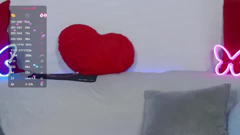   online show from 01/31/25, 04:03