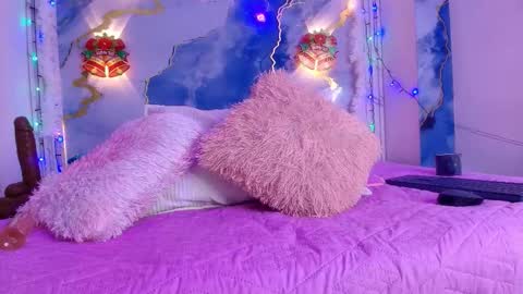 Snapshot of _lorrayne_ chatting on 12/05/25, 12:14 Lorrayne online show from 12/05/25, 12:14