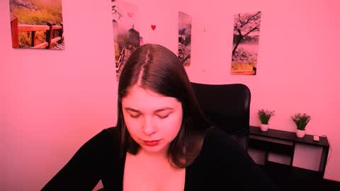 Snapshot of _lovely_mary chatting on 09/25/25, 08:51 Mary online show from 09/25/25, 08:51