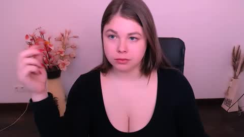 Snapshot of _lovely_mary chatting on 10/12/25, 07:18 Mary online show from 10/12/25, 07:18