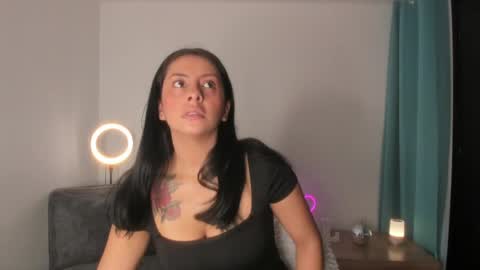   online show from 04/12/26, 03:28