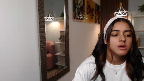 Snapshot of _lucy_grey chatting on 07/02/26, 11:05 Lucy online show from 07/02/26, 11:05