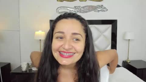  luna  sweet  online show from 03/07/25, 07:08