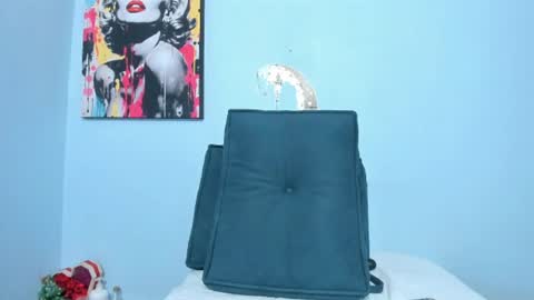 Snapshot of _luna__sweet_ chatting on 06/14/26, 02:24 luna sweet online show from 06/14/26, 02:24