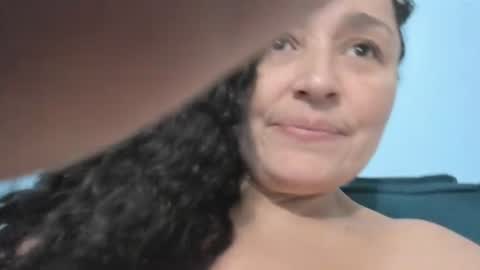 Snapshot of _luna__sweet_ chatting on 06/20/26, 01:52 luna sweet online show from 06/20/26, 01:52