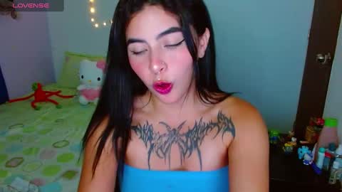 Snapshot of _luna_torres chatting on 03/01/25, 12:17 luna torres online show from 03/01/25, 12:17