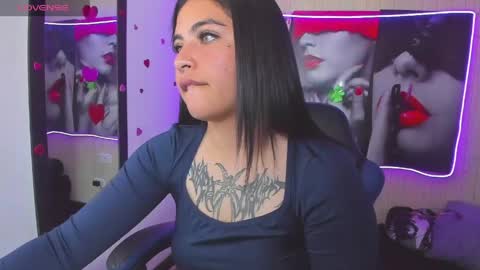 Snapshot of _luna_torres chatting on 05/18/26, 01:39 luna torres online show from 05/18/26, 01:39