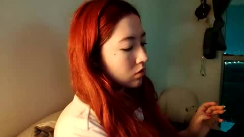 Snapshot of _lunaa__ chatting on 02/10/25, 04:08 _lunaa__ online show from 02/10/25, 04:08