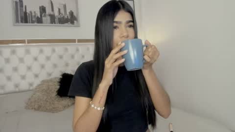 Snapshot of _lunacute_ chatting on 06/24/26, 03:38 Luna online show from 06/24/26, 03:38