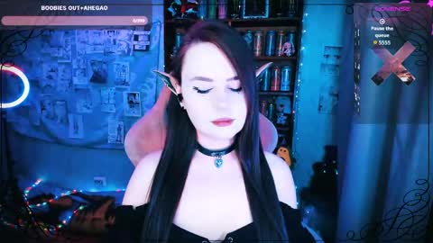 Snapshot of _m_o_n_s_t_e_r_e_n_e_r_g_y_ chatting on 05/09/26, 07:08 Mia online show from 05/09/26, 07:08
