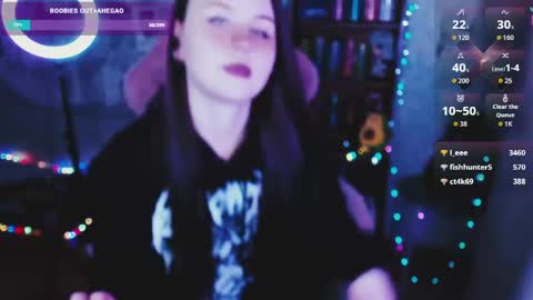 Snapshot of _m_o_n_s_t_e_r_e_n_e_r_g_y_ chatting on 05/25/26, 07:31 Mia online show from 05/25/26, 07:31