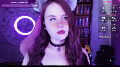 Snapshot of _m_o_n_s_t_e_r_e_n_e_r_g_y_ chatting on 06/23/26, 12:25 Mia online show from 06/23/26, 12:25