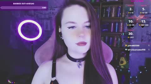 Snapshot of _m_o_n_s_t_e_r_e_n_e_r_g_y_ chatting on 07/04/26, 12:00 Mia online show from 07/04/26, 12:00