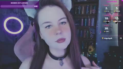 Snapshot of _m_o_n_s_t_e_r_e_n_e_r_g_y_ chatting on 07/10/26, 06:07 Mia online show from 07/10/26, 06:07