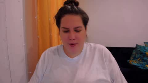 Snapshot of _madalexa_ chatting on 02/02/25, 09:30 Alexa online show from 02/02/25, 09:30