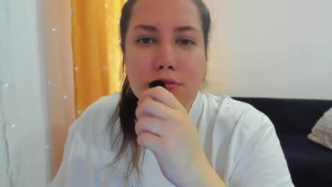 Snapshot of _madalexa_ chatting on 04/07/26, 01:55 Alexa online show from 04/07/26, 01:55