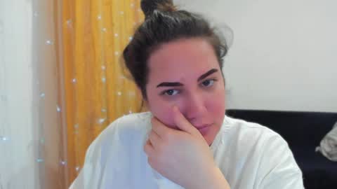 Snapshot of _madalexa_ chatting on 04/17/26, 11:30 Alexa online show from 04/17/26, 11:30