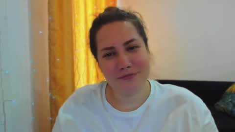 Snapshot of _madalexa_ chatting on 05/06/26, 04:30 Alexa online show from 05/06/26, 04:30