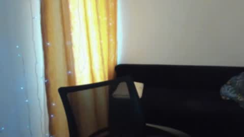 Snapshot of _madalexa_ chatting on 07/18/26, 03:16 Alexa online show from 07/18/26, 03:16