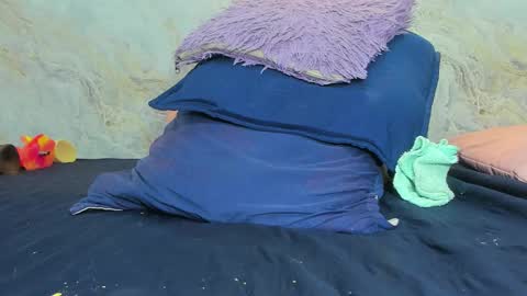 Maddy online show from 02/10/25, 02:59