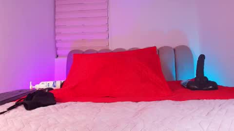 Maddy online show from 11/22/25, 12:04