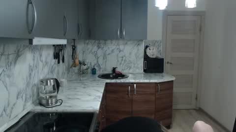 Kate online show from 03/04/25, 10:49