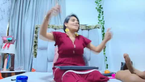 _marcela__ online show from 12/18/25, 12:33