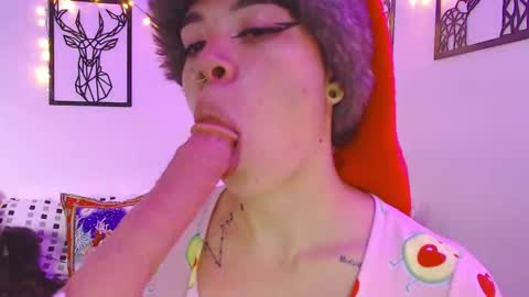 Marce  online show from 12/19/24, 10:21