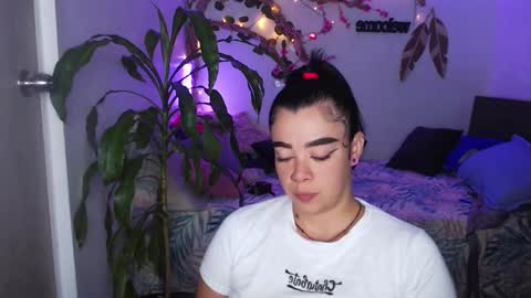 Snapshot of _marcela_wi chatting on 03/26/26, 11:54 Marce online show from 03/26/26, 11:54