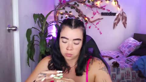 Snapshot of _marcela_wi chatting on 05/06/26, 10:15 Marce online show from 05/06/26, 10:15