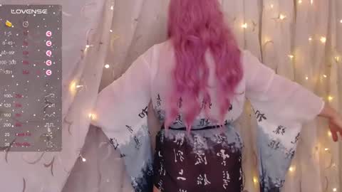 Kira online show from 01/07/25, 11:48