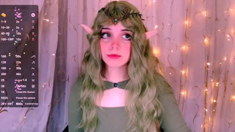 Kira online show from 10/12/25, 08:46