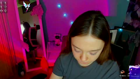 Snapshot of _margoqueen_ chatting on 12/22/24, 07:54 Margo online show from 12/22/24, 07:54