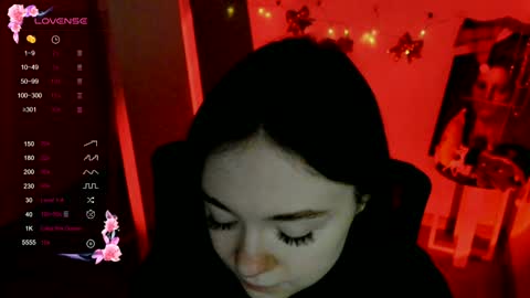 Snapshot of _margoqueen_ chatting on 01/13/25, 06:49 Margo online show from 01/13/25, 06:49
