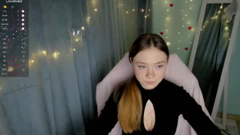 Snapshot of _margoqueen_ chatting on 01/30/25, 10:08 Margo online show from 01/30/25, 10:08