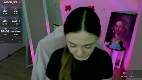 Snapshot of _margoqueen_ chatting on 02/06/25, 03:41 Margo online show from 02/06/25, 03:41