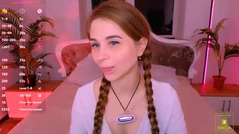 Eva  online show from 10/11/25, 11:36